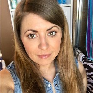 Meet your Posher, Melaina